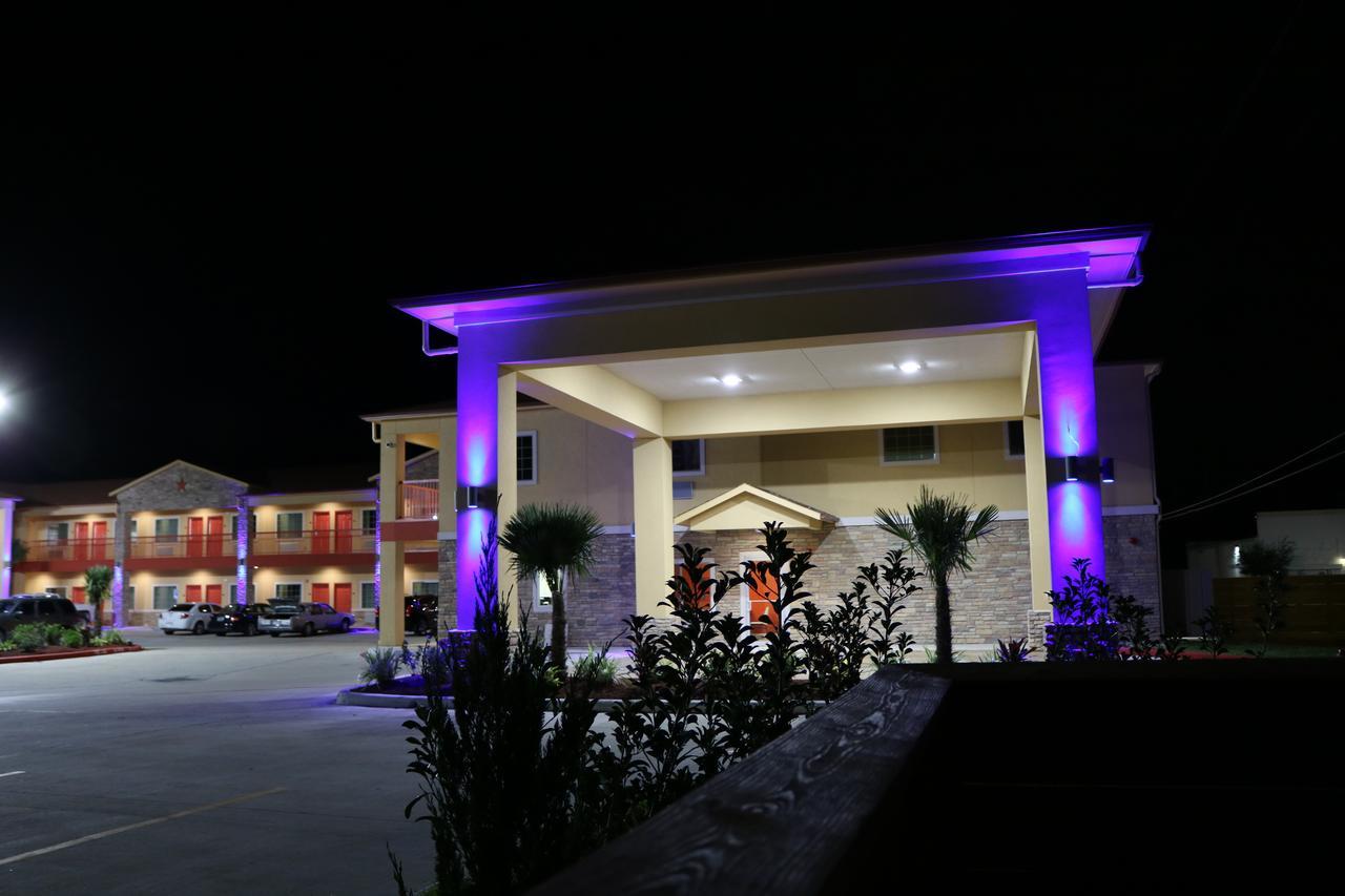Scottish Inn & Suites - Iah Airport Humble Exterior photo