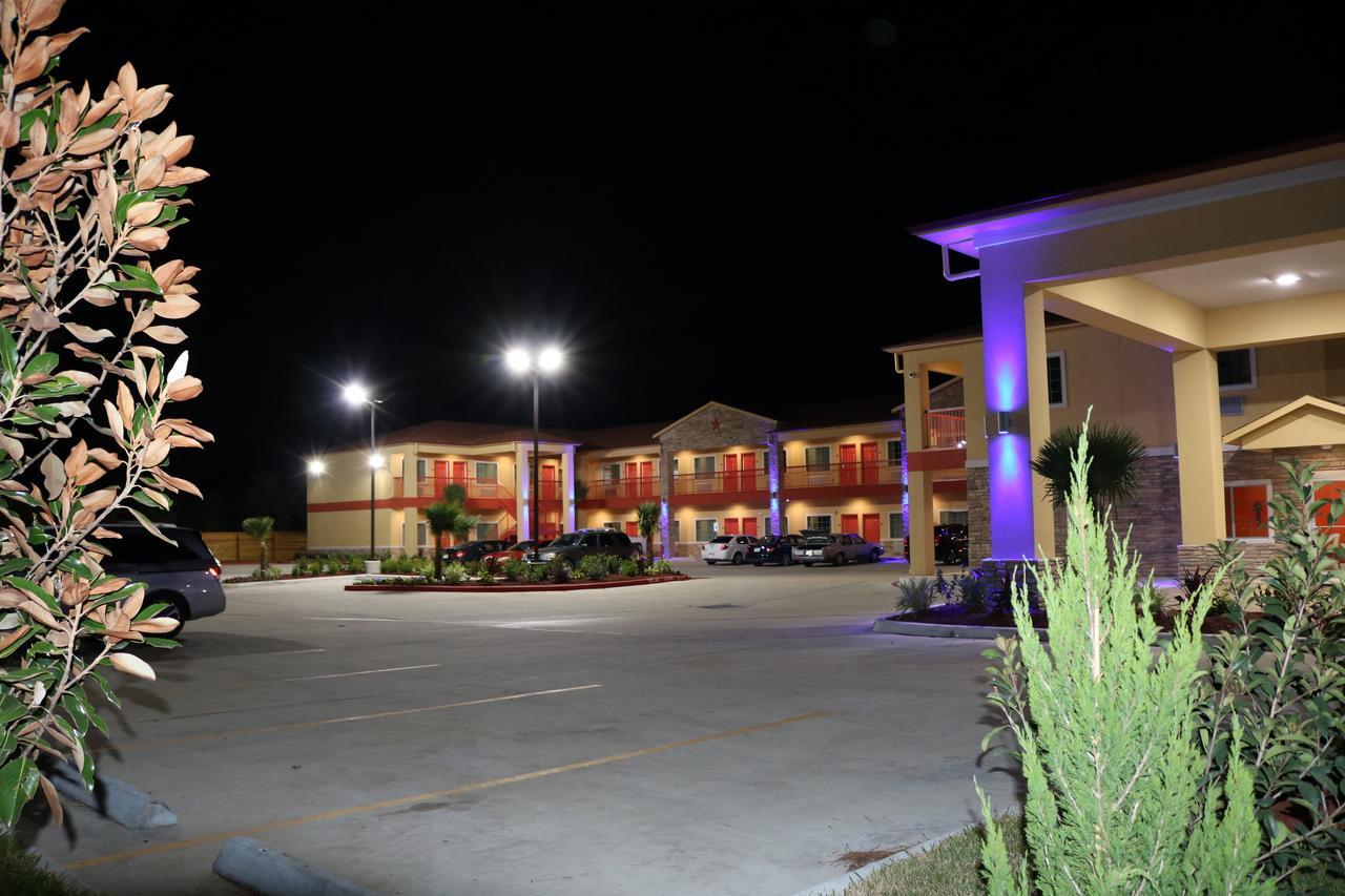 Scottish Inn & Suites - Iah Airport Humble Exterior photo