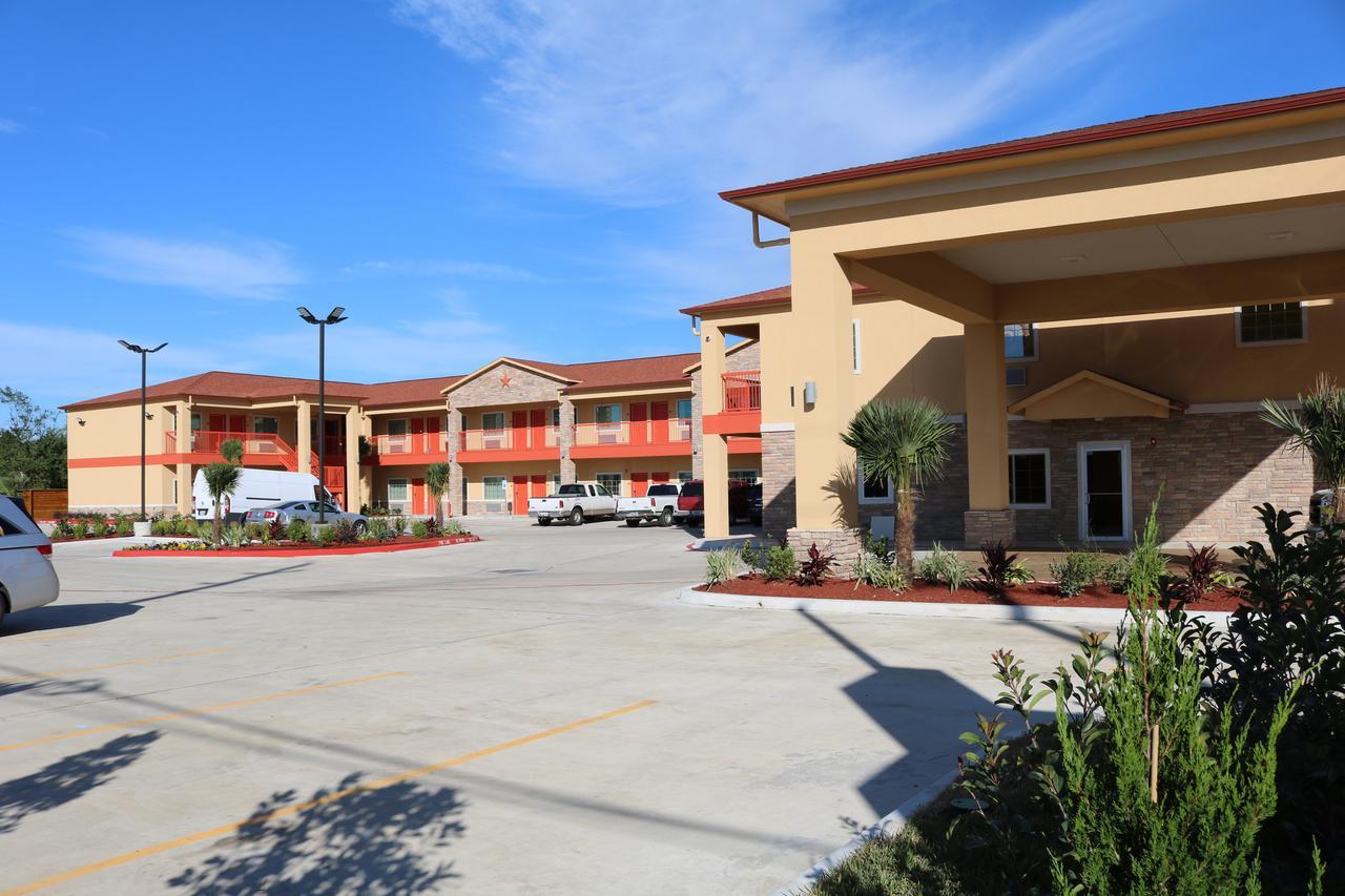 Scottish Inn & Suites - Iah Airport Humble Exterior photo